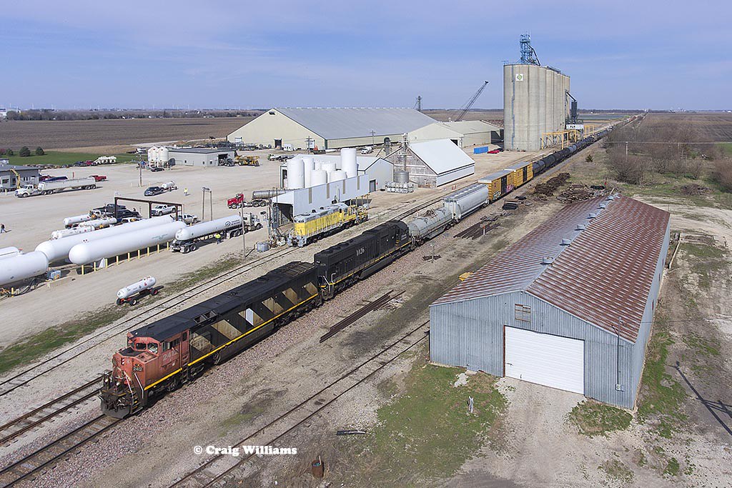 CN 2412 Westbound L5719111 at Alden IA One of the unit gr… Flickr