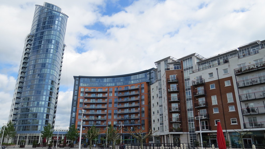 'Lipstick tower', Gunwharf Quays, Portsmouth Alan Matthews Flickr