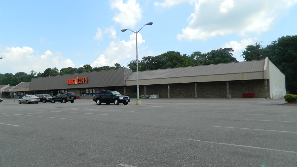 Farm Fresh (closed)/Big Lots Farm Fresh (closed) [14,400 s… Flickr