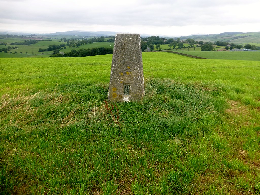 108488 Nutter Cote Hill A quick bag from the track to the … Flickr