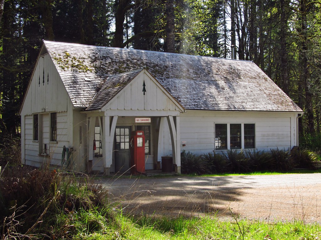 Olympic National Park The Elwha Ranger Station Gas and Oil… Flickr