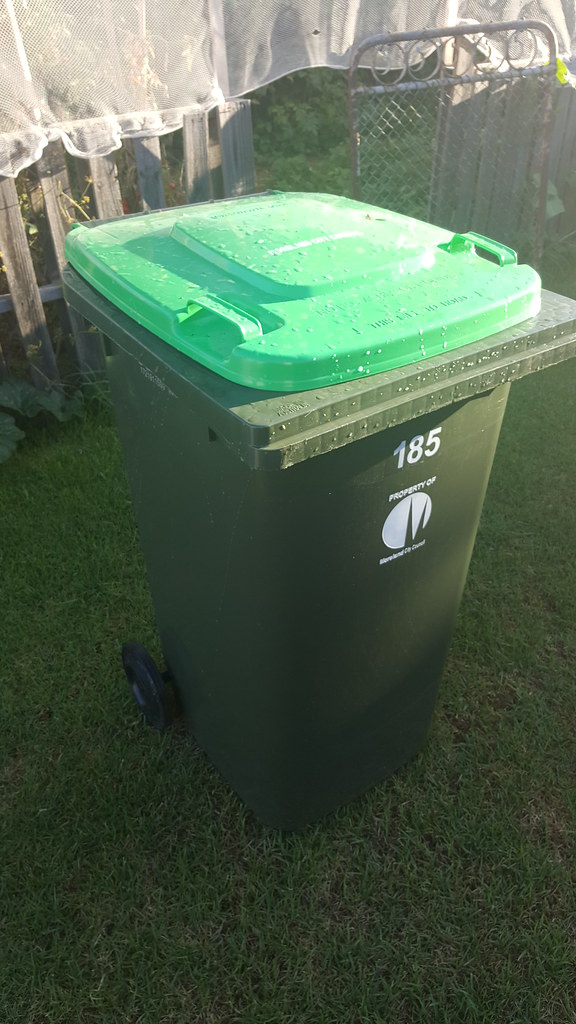 My new sulo greenwaste bin jatho4 Flickr