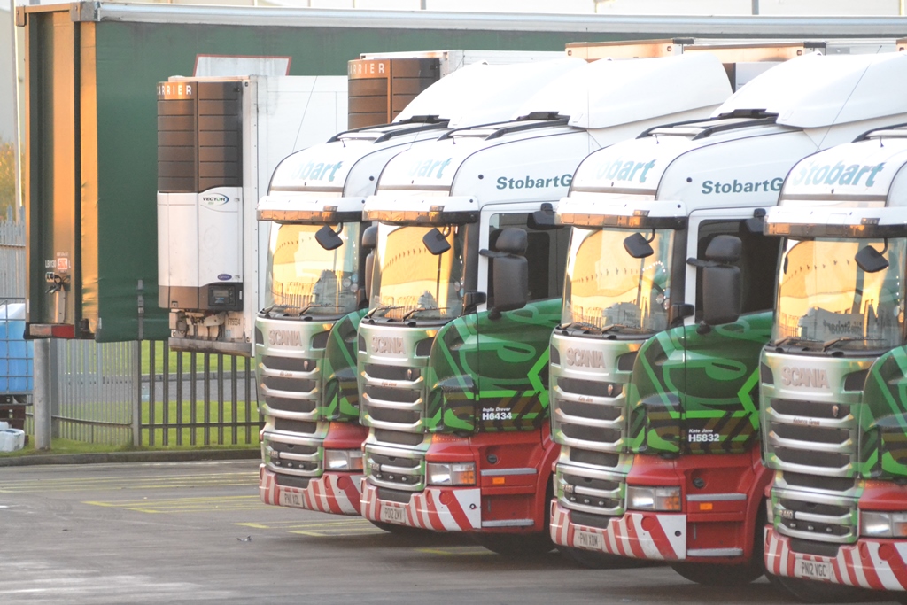 H6434 PO12ZMV "Inglis Drever"; Bellshill Depot, Condor Gle… Flickr