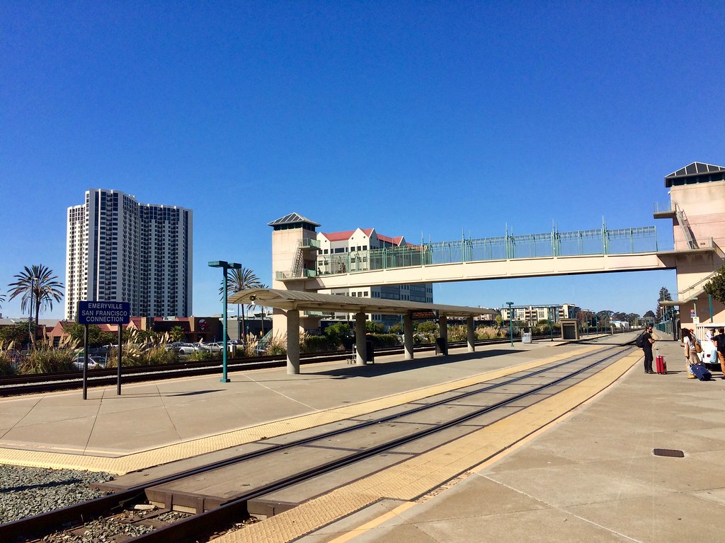Emeryville Amtrak Station Sunny day in Emeryville at the A… Flickr