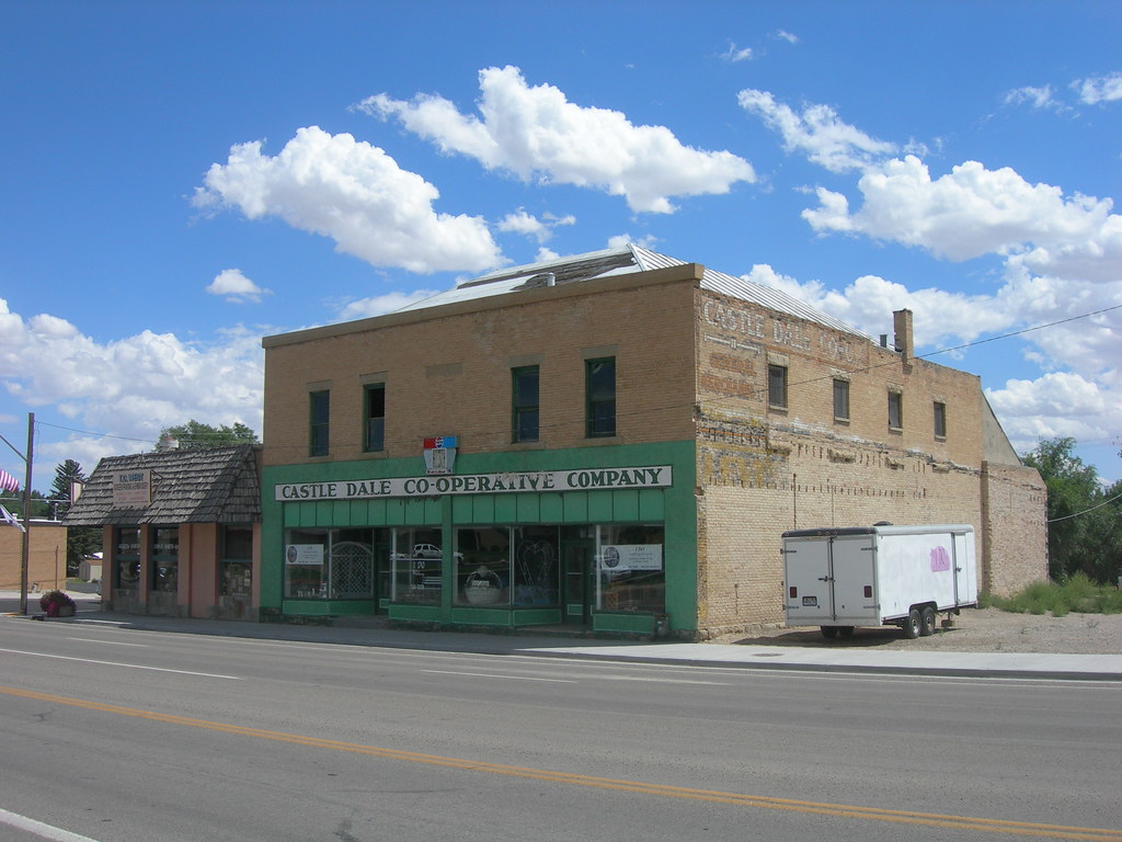 Castle Dale CoOperative Company Building a photo on Flickriver