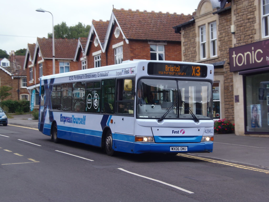 016 First Bristol Express Yourself Dennis Dart/Plaxton Poi… Flickr
