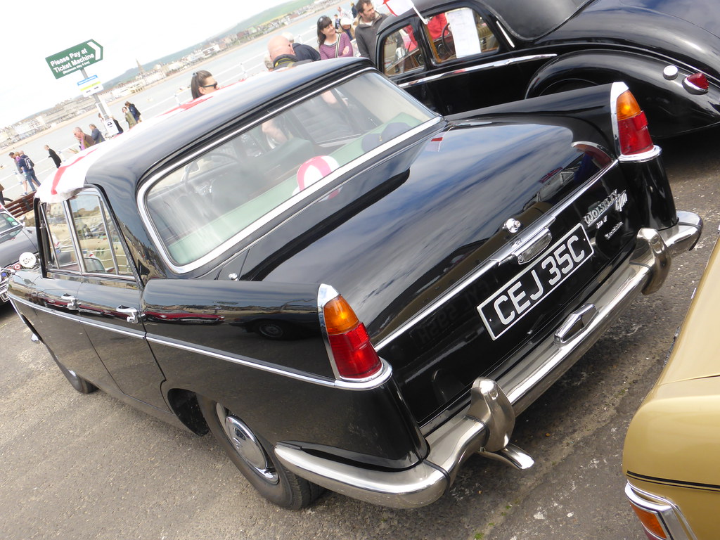 Wolseley 6/110 Mark.II (1965) Yeovil Car Club Meeting at W… Flickr