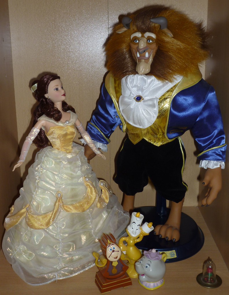 Set of Disney Beauty and The Beast Dolls This scene includ… Flickr