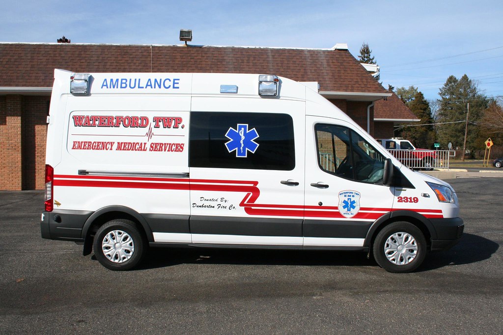 New Jersey ambulance Ford Transit 250 (high roof/148" whee… Flickr