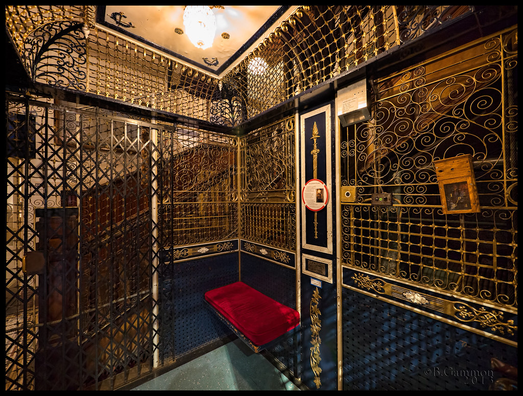 Birdcage Elevator Here in Victoria there's a very pretty l… Flickr