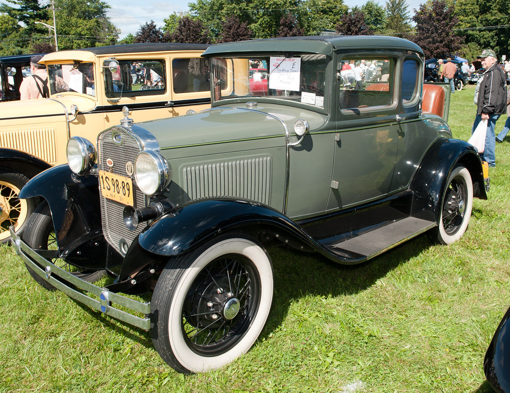 DSC_6479 Wampsville New York Car Show sept 89 2013 Puglisi