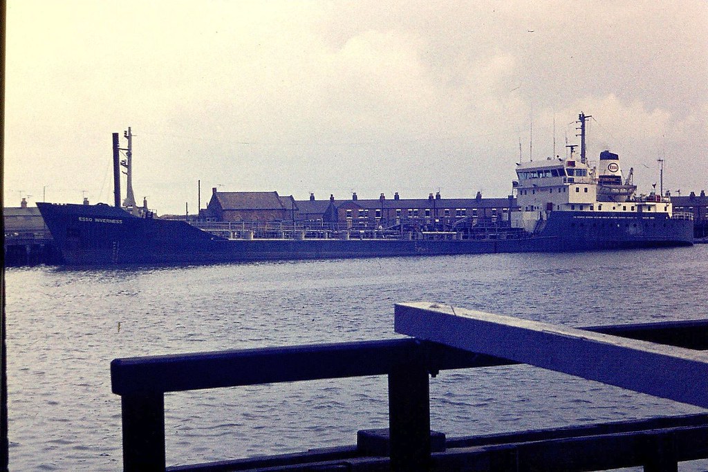 Esso Inverness Blyth 1970s Esso Inverness, port of Blyth e… Flickr
