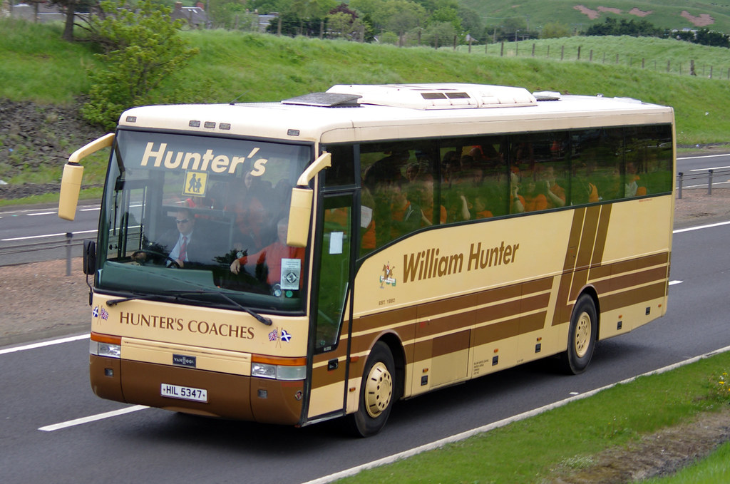 Hunters Coaches Van Hool HIL5347 taking Dundee United supp… Flickr