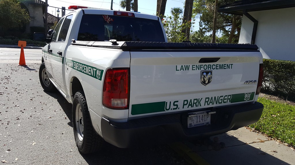 U.S. National Park Service (NPS) Dodge Ram 1500 Law Enfo… Flickr