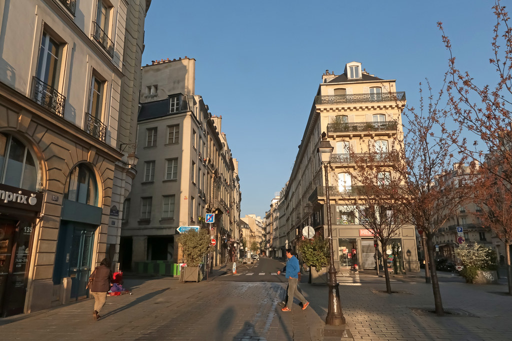 Rue SaintAntoine Paris (France) Rue SaintAntoine Rue… Flickr