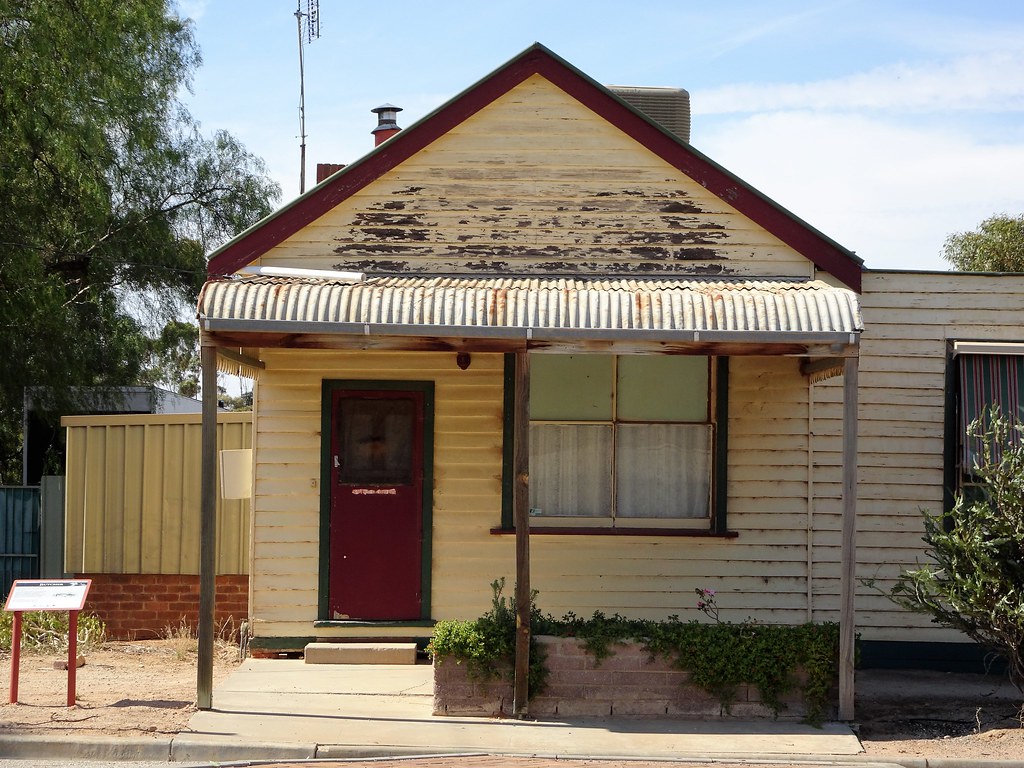 Manangatang. Old store with a chequered past. Opened in 19… Flickr