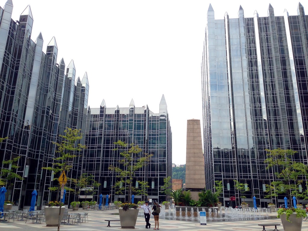 Plaza of PPG headquarters building dmwnc1959 Flickr