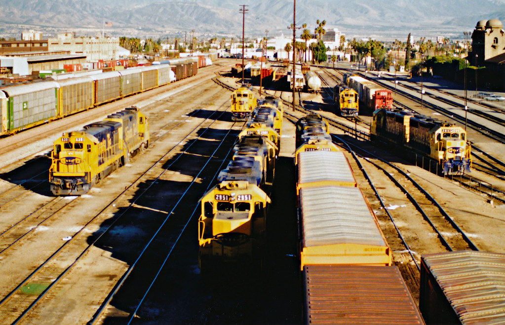 Late Afternoon At The San Bernardino "A" Yard emd Flickr