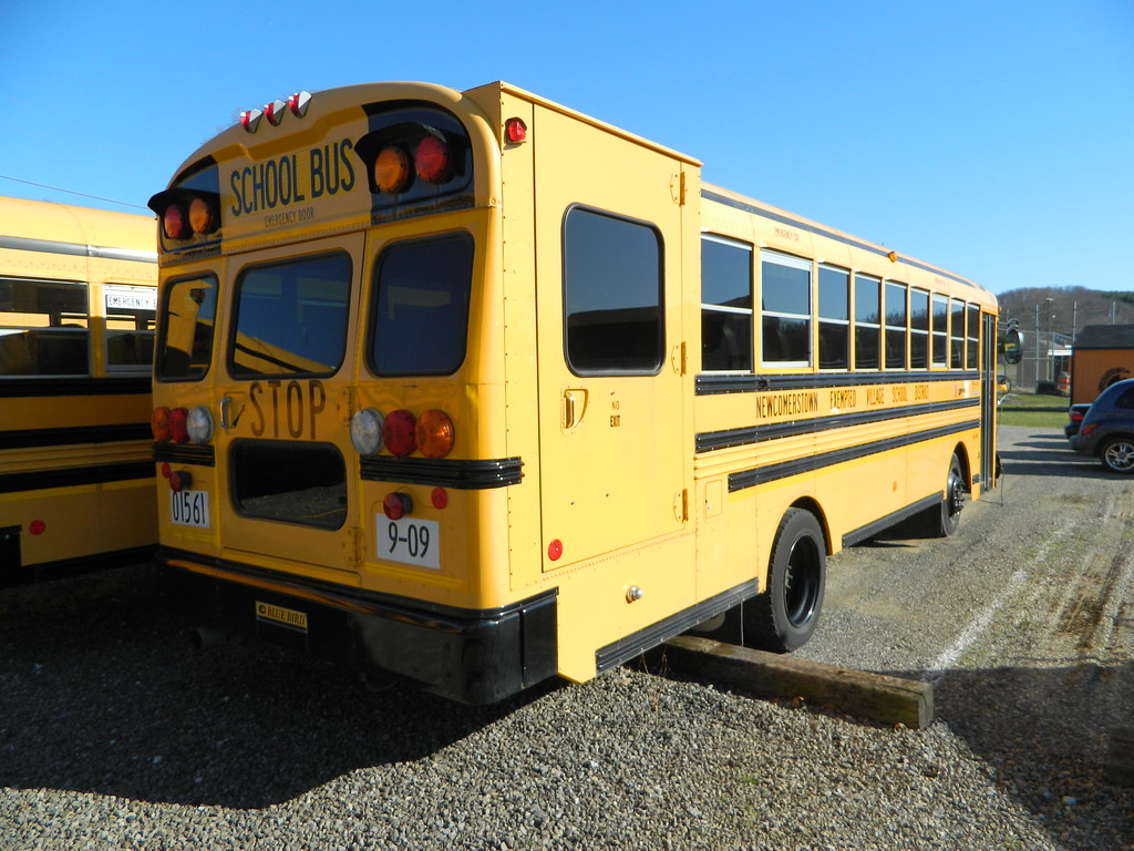 Exempted Village Schools 909 (2) Cincinnati NKY Buses