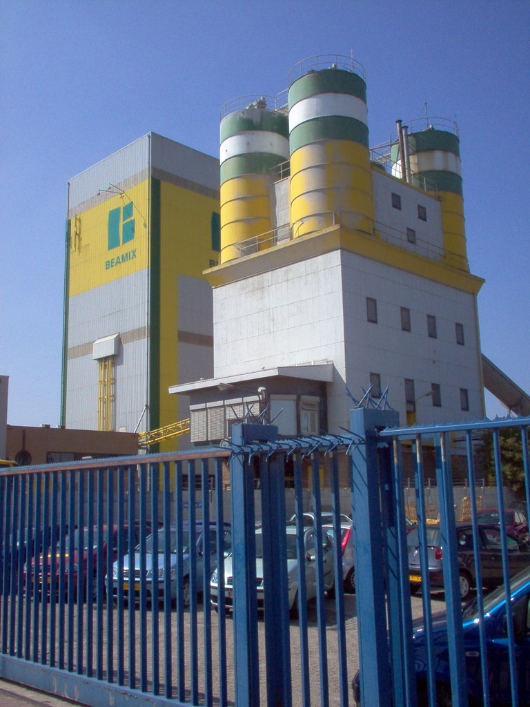 Concrete factory This is the Beamix concrete factory, near… Flickr