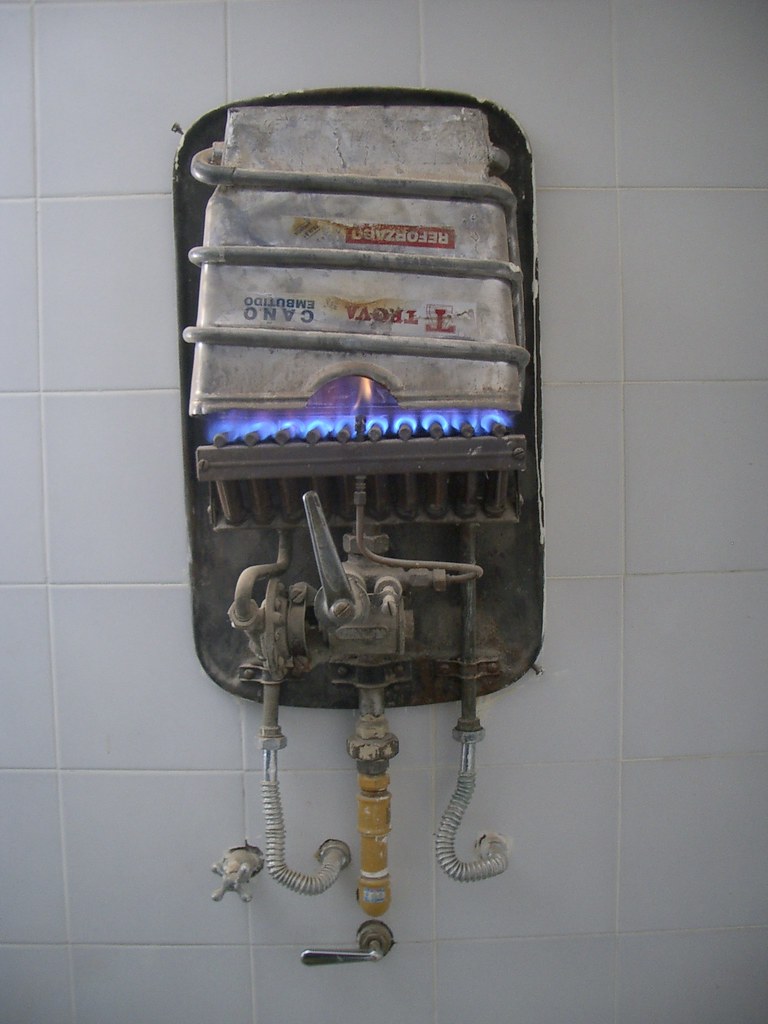 Buenos Aires 2005 water heater yura's water heater. it l… Flickr