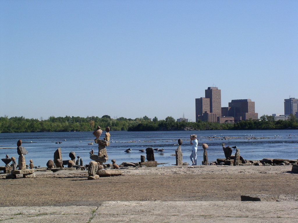 Ottawa012 Stone sculptures on Ottawa River walkR1 Flickr