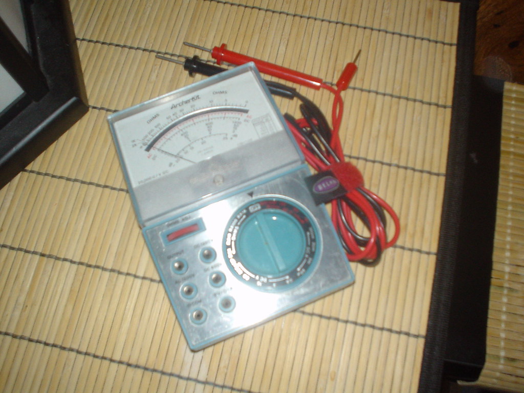 Archerkit Multimeter This is a multimeter I got as a birth… Flickr