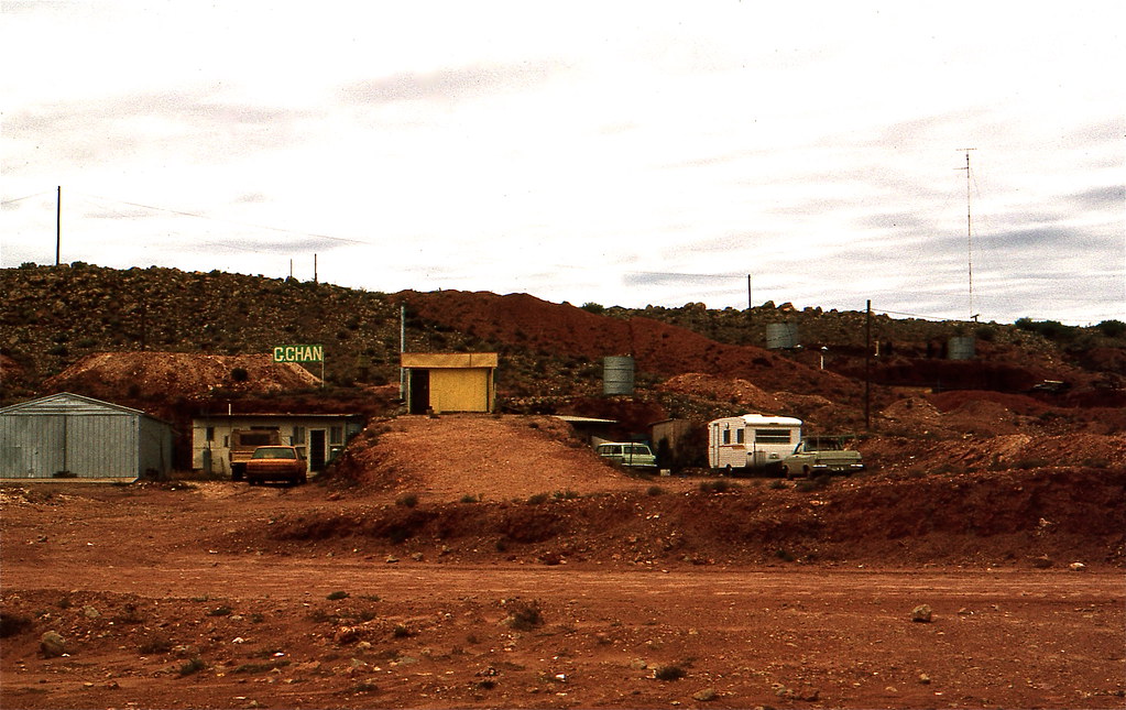 Australia. Coober Pedy. 1981. Coober Pedy Homes. pszz Flickr