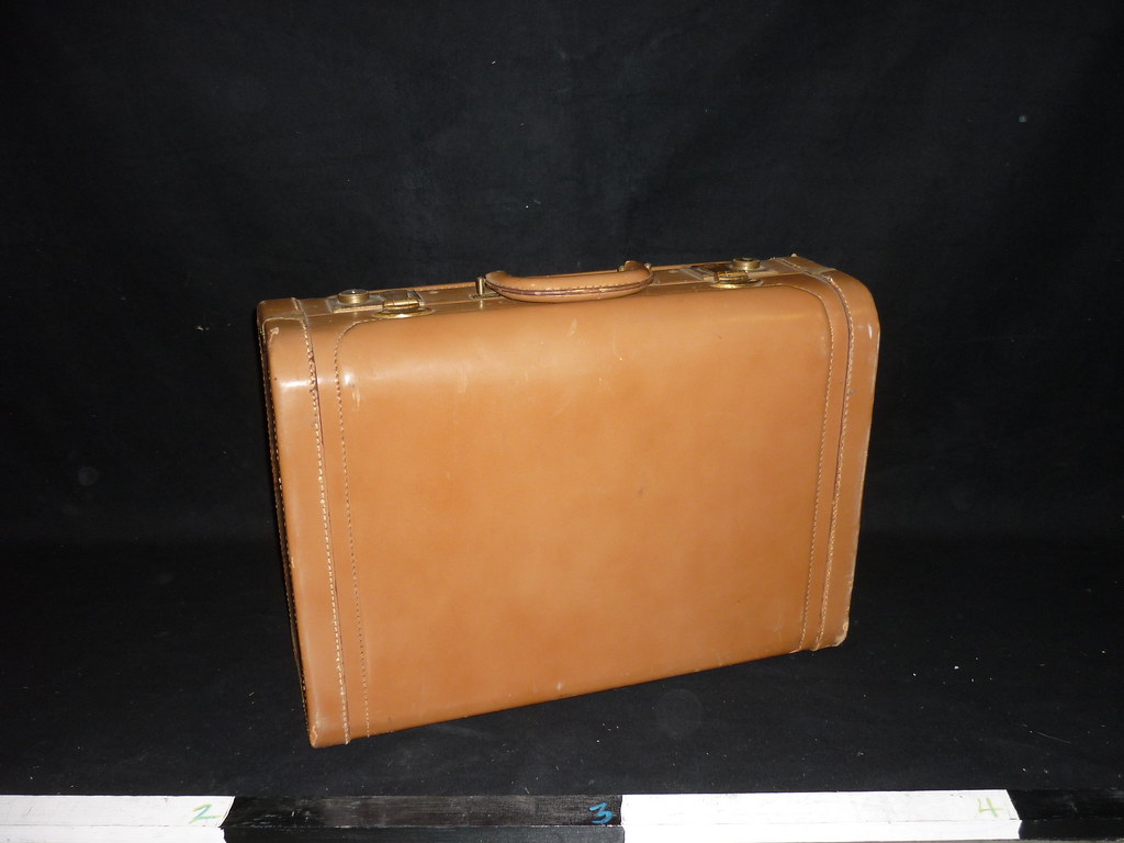 Suitcase 31 Theatreworks Props Flickr