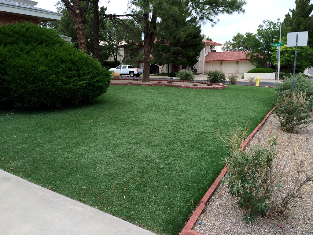 ForeverLawn front yard installation in Albuquerque, New Me… Flickr