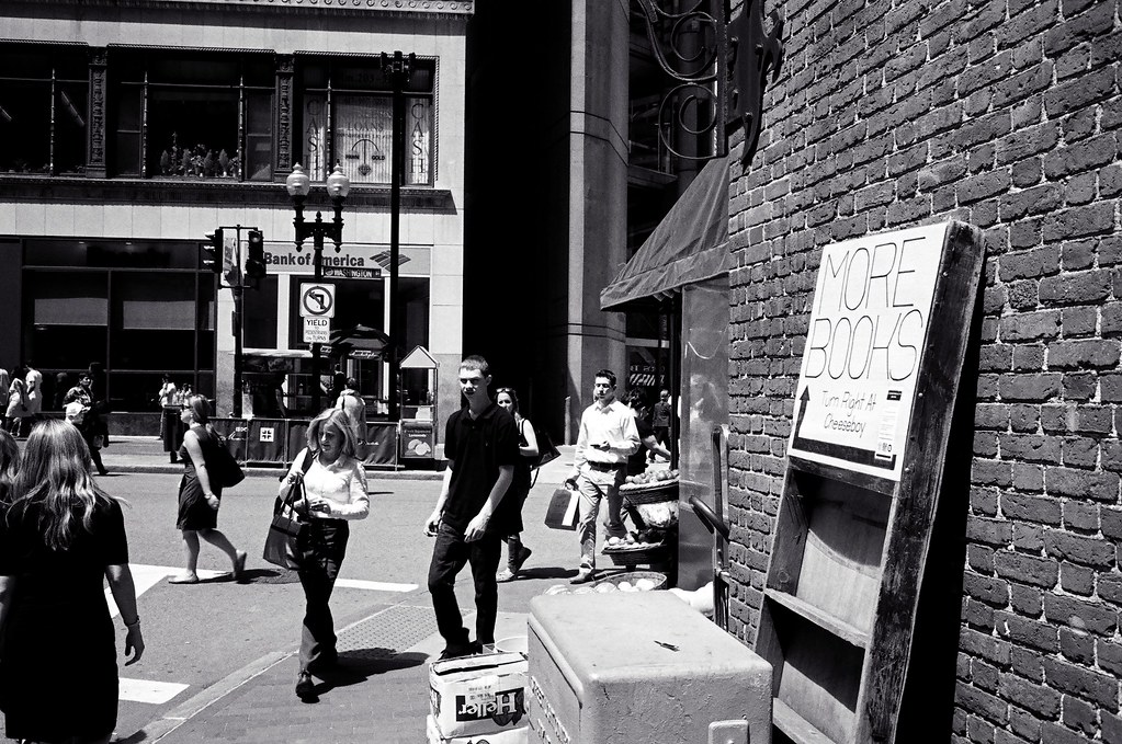 Turn Right at Cheeseboy Boston, MA. Leica M3, Summaron 35/… Flickr