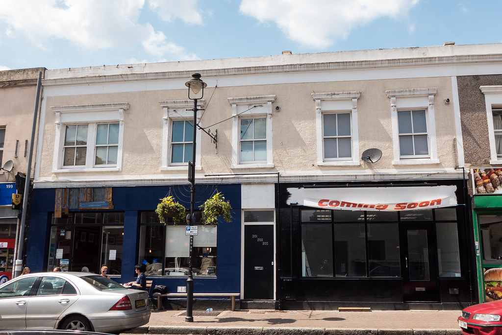 Market Tavern, Penge, SE20 This former pub building has no… Flickr