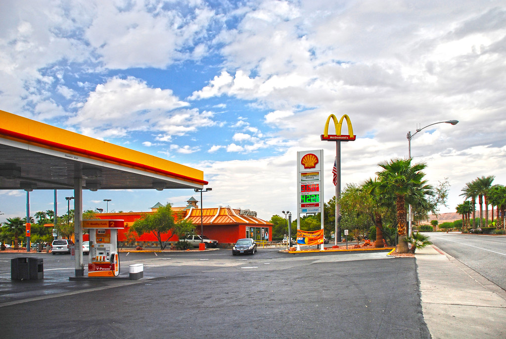 Shell gas station. Mesquite, NV Tuesday, September 04, 201… Flickr