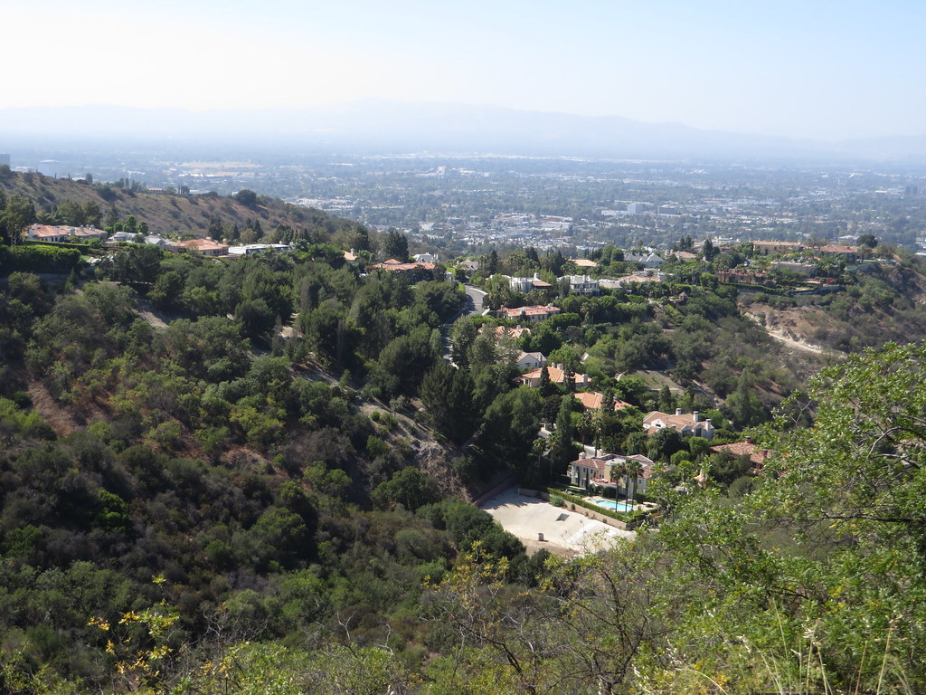 View of San Fernando Valley from Mulholland Drive, Sherman… Flickr