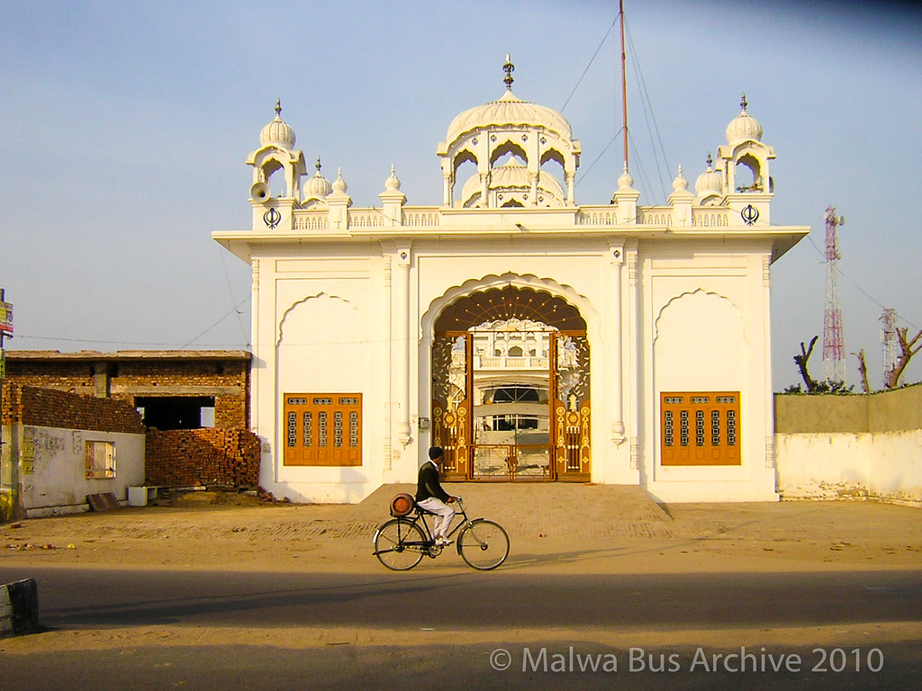 Suratgarh (Rajasthan) Gurdwara SahibSuratgarh (Rajasthan… Flickr