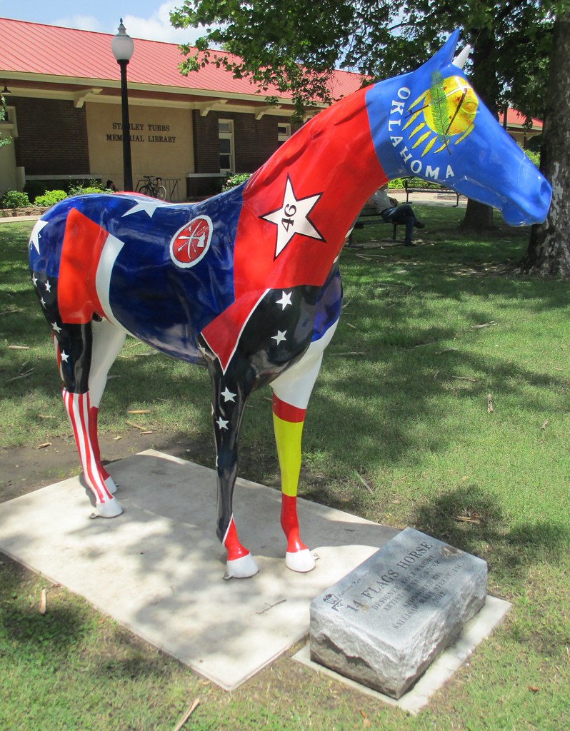Fourteen Flags Horse (Sallisaw, Oklahoma) Located on the g… Flickr