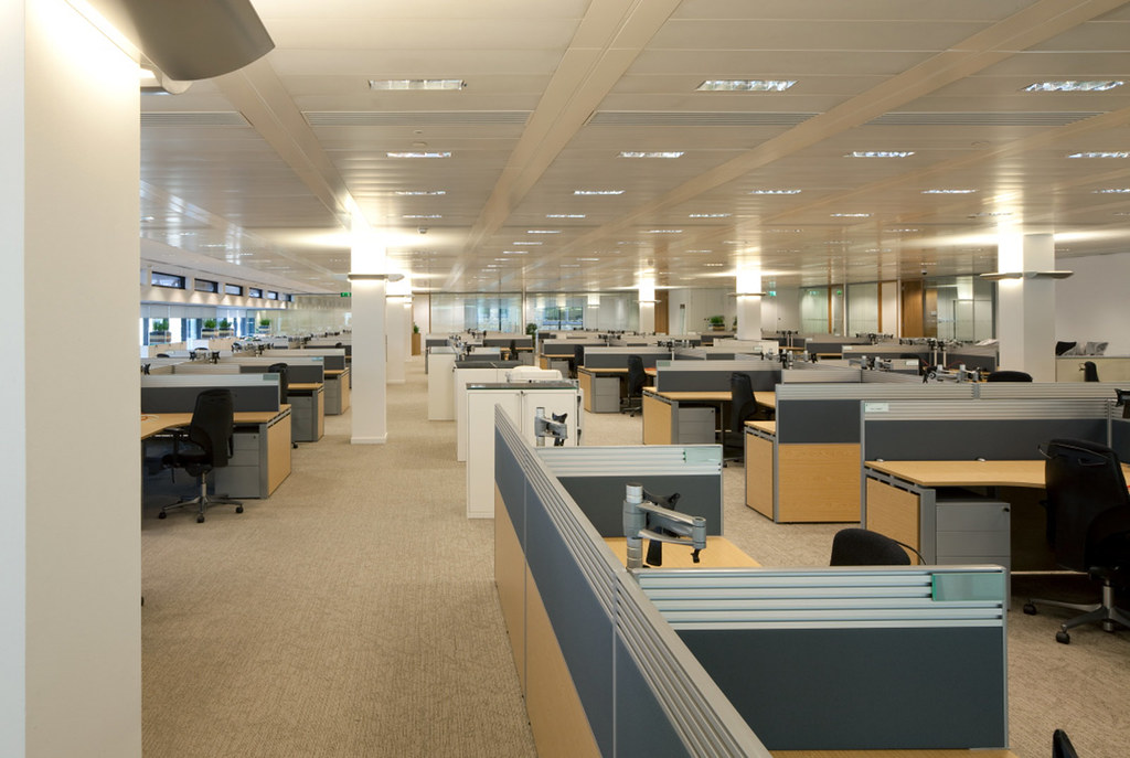RBC_08 Open plan office layout at the RBC Capital Markets … Flickr