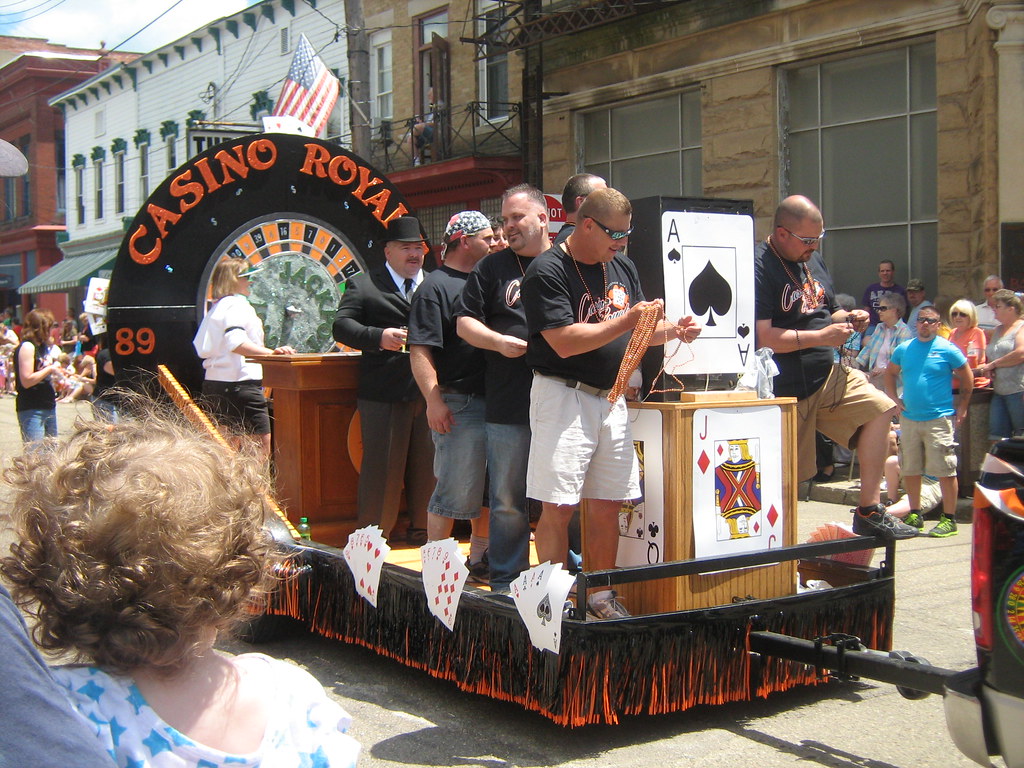Sistersville 2014 Alumni Parade Class of 1989 Daniel Westfall Flickr