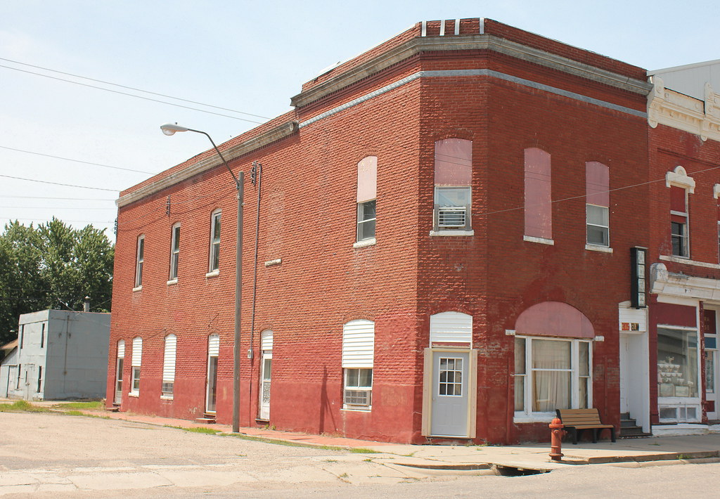 Masonic Lodge Gresham, NE Built circa 1895 with retail s… Flickr