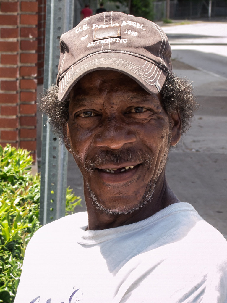 Man on Ponce Man on Ponce de Leon Avenue in Atlanta, jwcjr