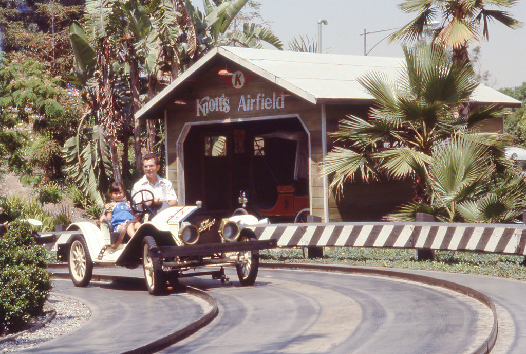 Gasoline Alley Knott's Berry Farm jericl cat Flickr