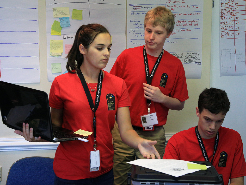 2014 Virginia Aerospace Science and Technology Scholars (VASTS) Flickr