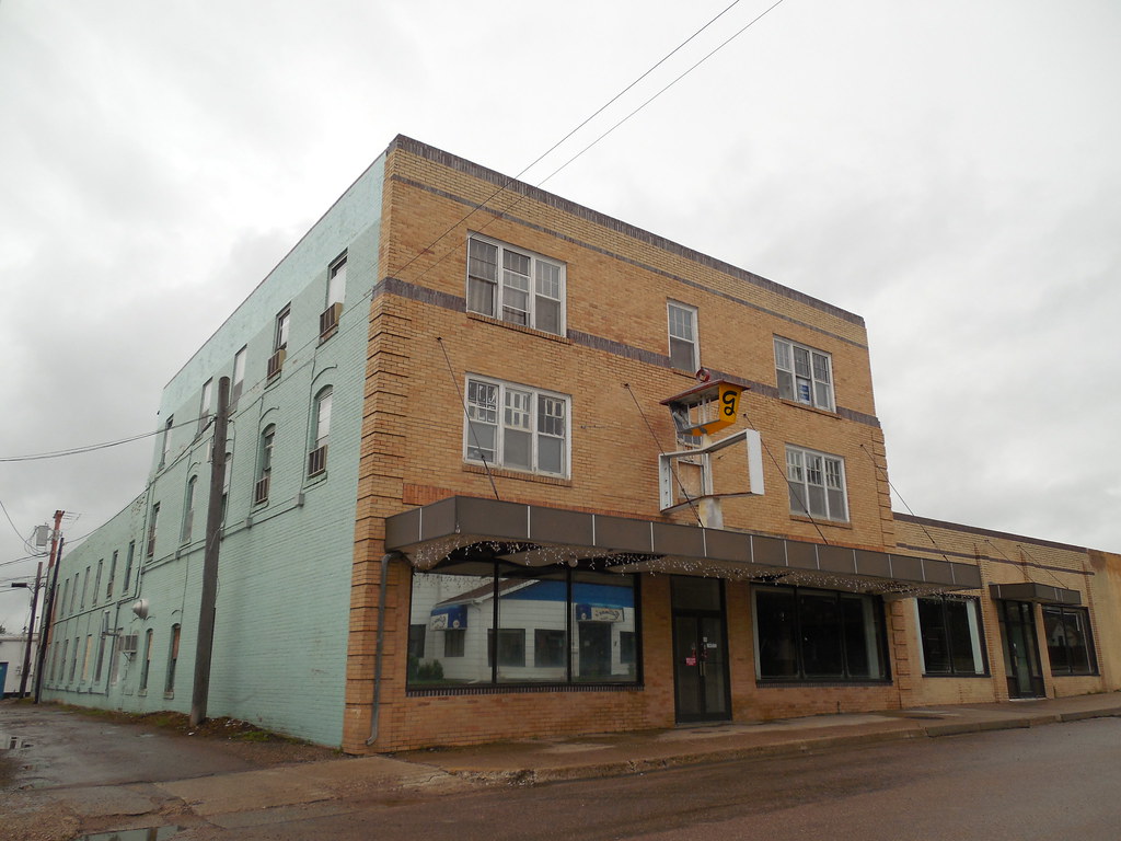 Original County Courthouse Cut Bank, Montana on 1st Avenue… Flickr