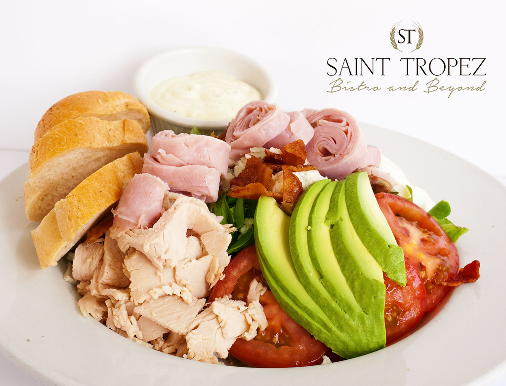 Cobb Salad Mixed greens, tomato, ham, turkey, bacon, avoca… Flickr