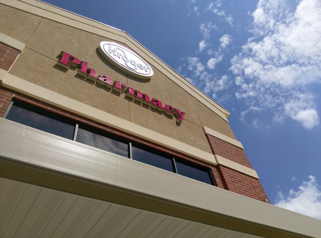 Hernando Kroger Marketplace, pharmacy entrance gable Flickr