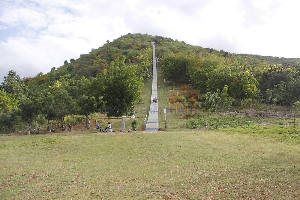 500 marches miraculeuses Côteaux, Sud Haiti richarson dorvil Flickr
