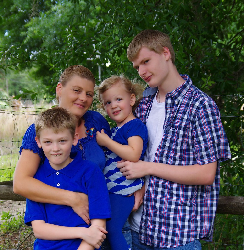 IMGP0553_1326_edited1 Lewis Family portrait Flickr