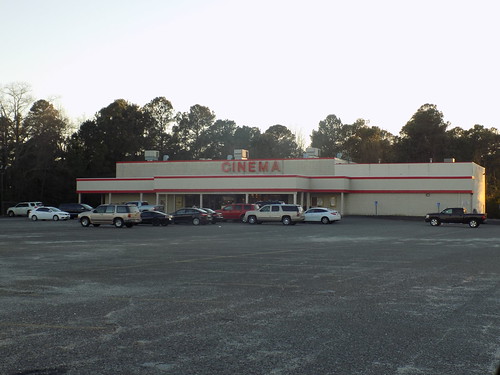 East Park Cinema of Clinton, NC East Park Cinema is a 5 sc… Flickr