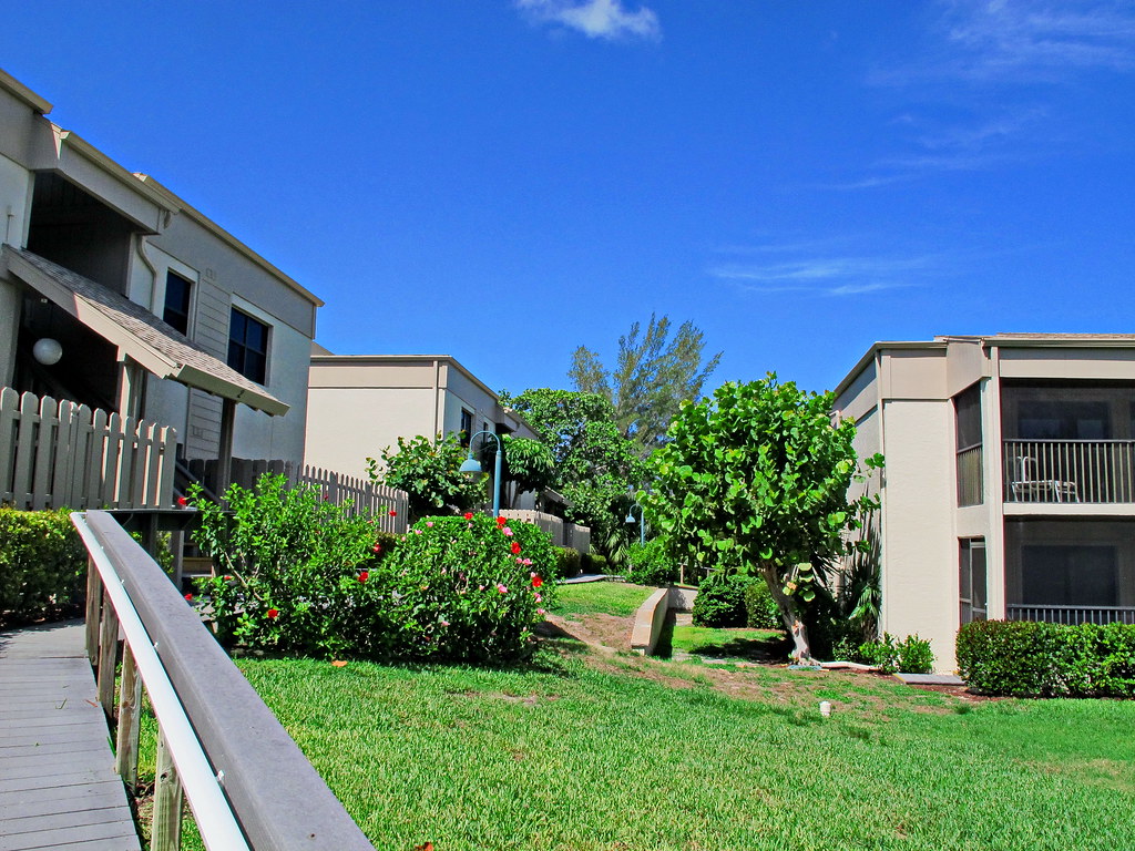 6937_Sanibel Condos Jerome Flickr