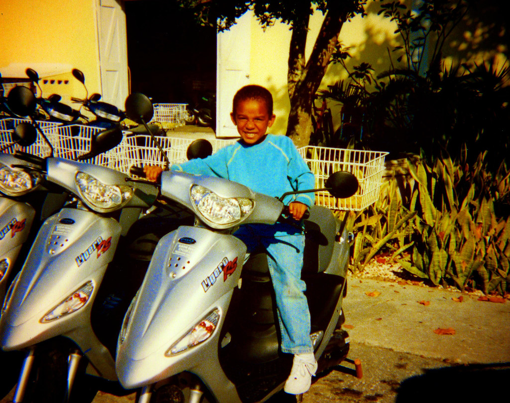 EBC_137 Version 2 A Bermuda scooter and moped rental ima… Flickr